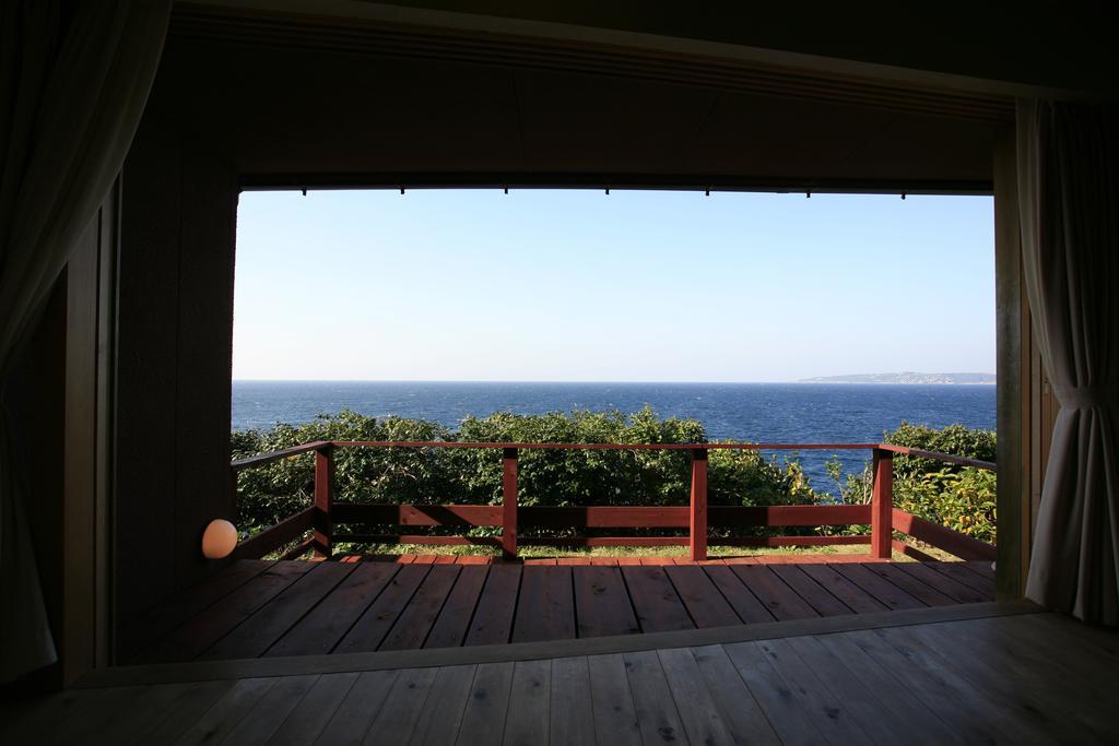 Отель Umitsubaki Hayama Asaragi Экстерьер фото